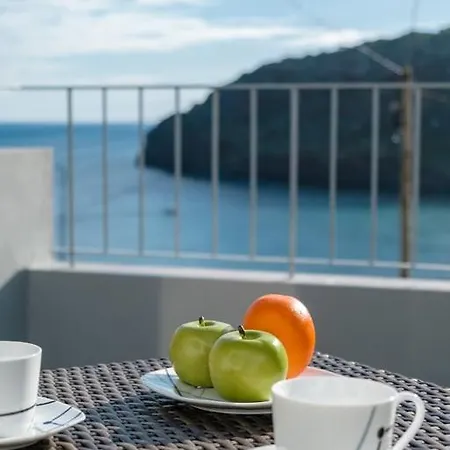 Gasthof Guestready - Sea View - B Machico (Madeira)