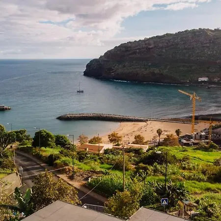 Gasthof Guestready - Sea View - B Machico (Madeira)